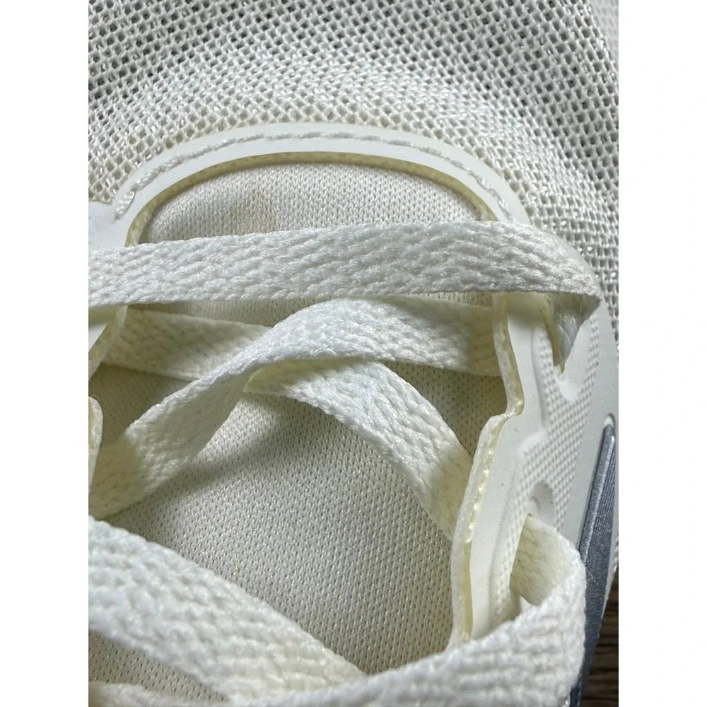 Adidas Runfalcon 5 Womens Running Shoes Off White Silver Size 7.5 Sporty Casual